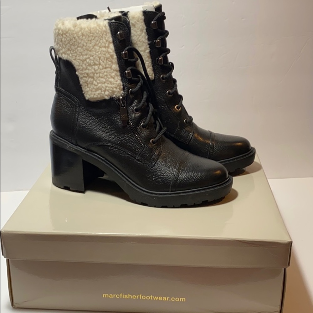 Marc Fisher Lansly, Black, Size 8.0